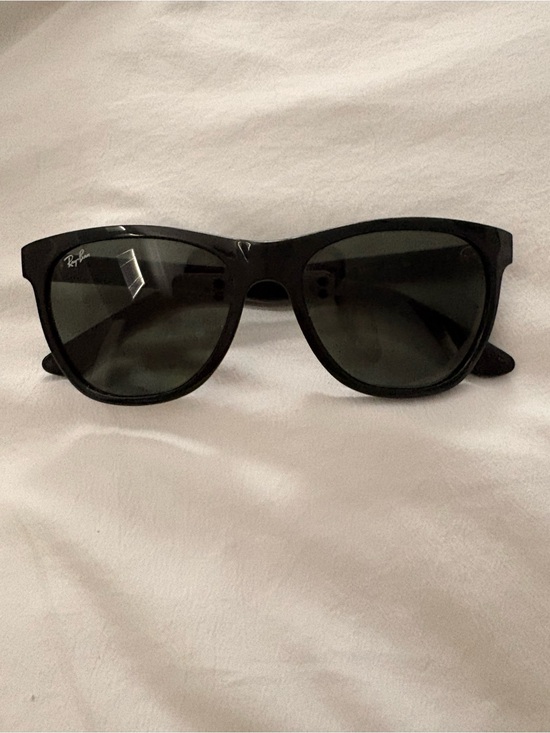 Ray-Ban Accessories - Ray-Ban Black Frame Sunglasses with Dark Lenses